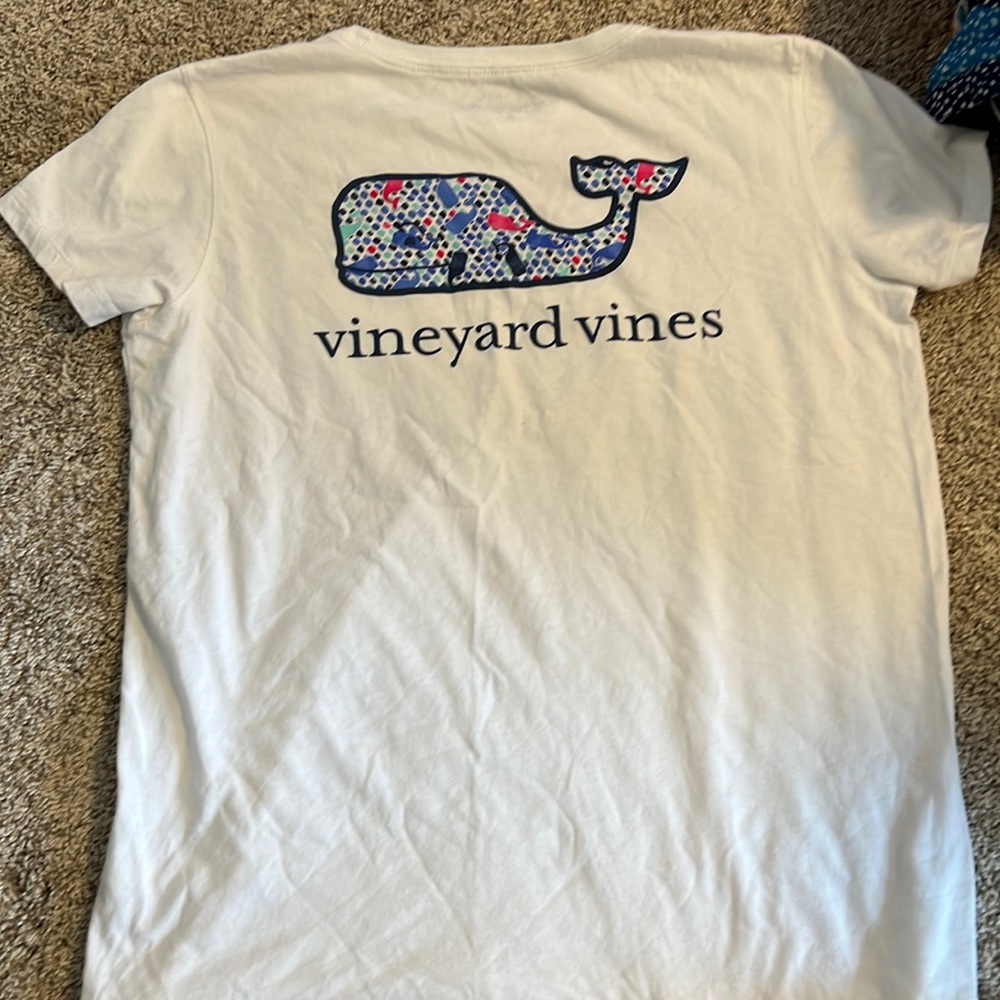 Girls XL Vineyard Vines T-shirt